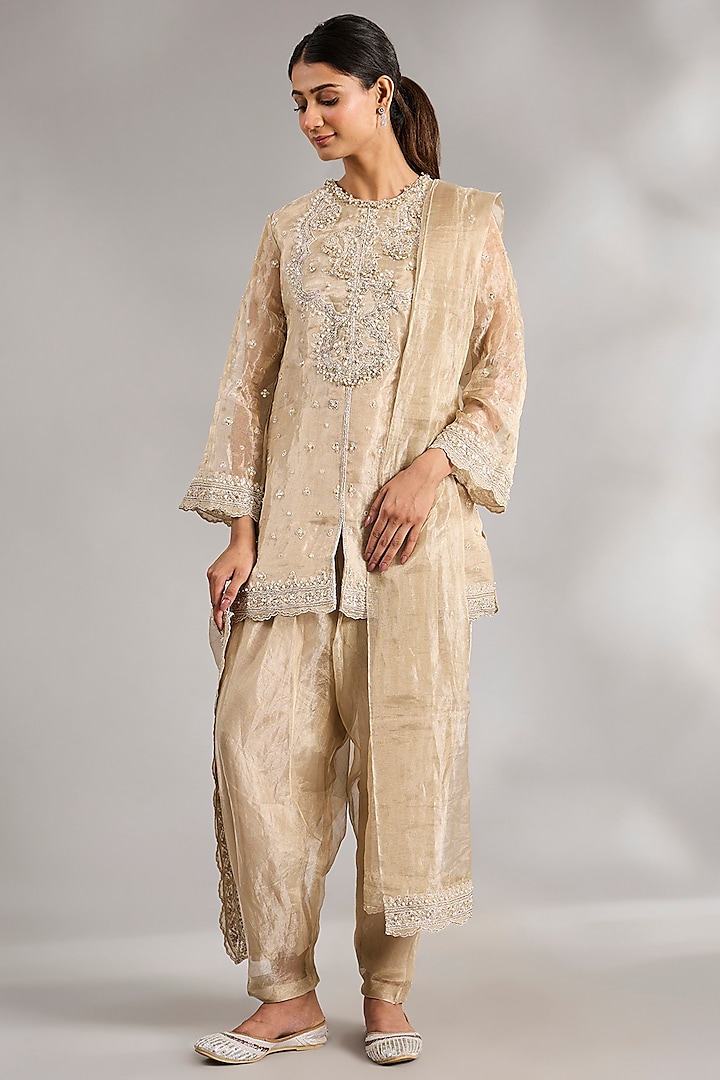 Water Gold Organza & Tissue Embroidered Kurta Set by Ridhi Mehra at Pernia's Pop Up Shop