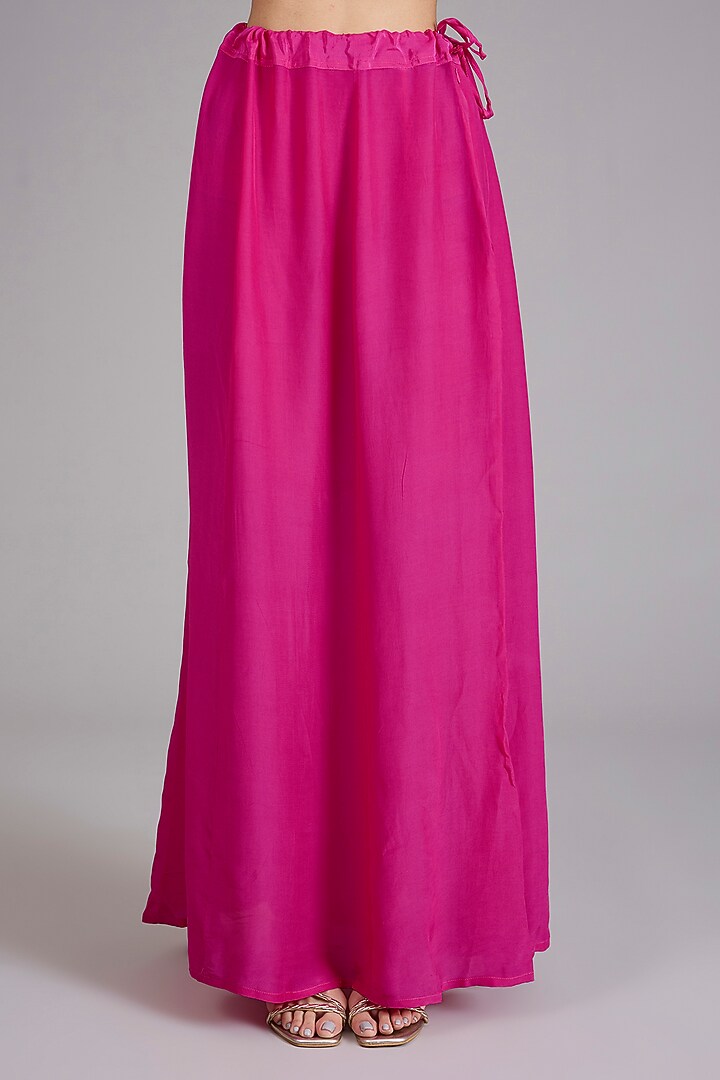 Bright Fuchsia Georgette Ruffled Wedding Saree Set by Ridhi Mehra at Pernia's Pop Up Shop