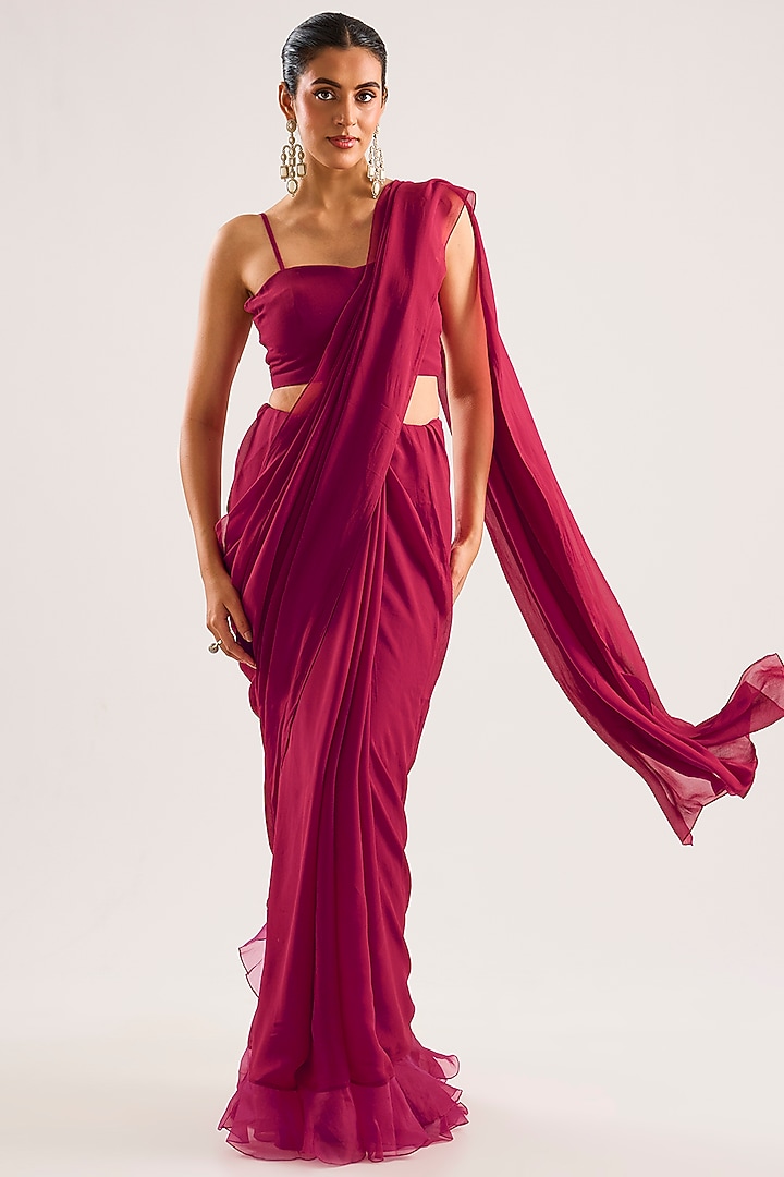 Red Georgette Ruffled Wedding Saree Set by Ridhi Mehra at Pernia's Pop Up Shop
