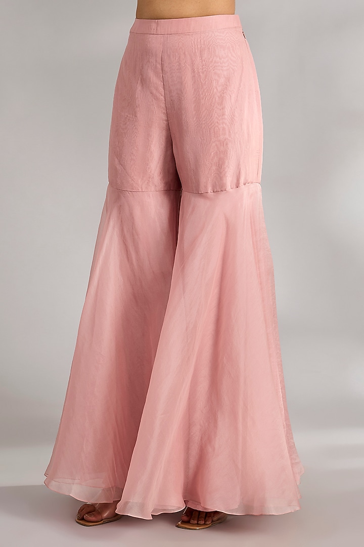 Onion Pink Organza Gharara Set by Ridhi Mehra at Pernia's Pop Up Shop