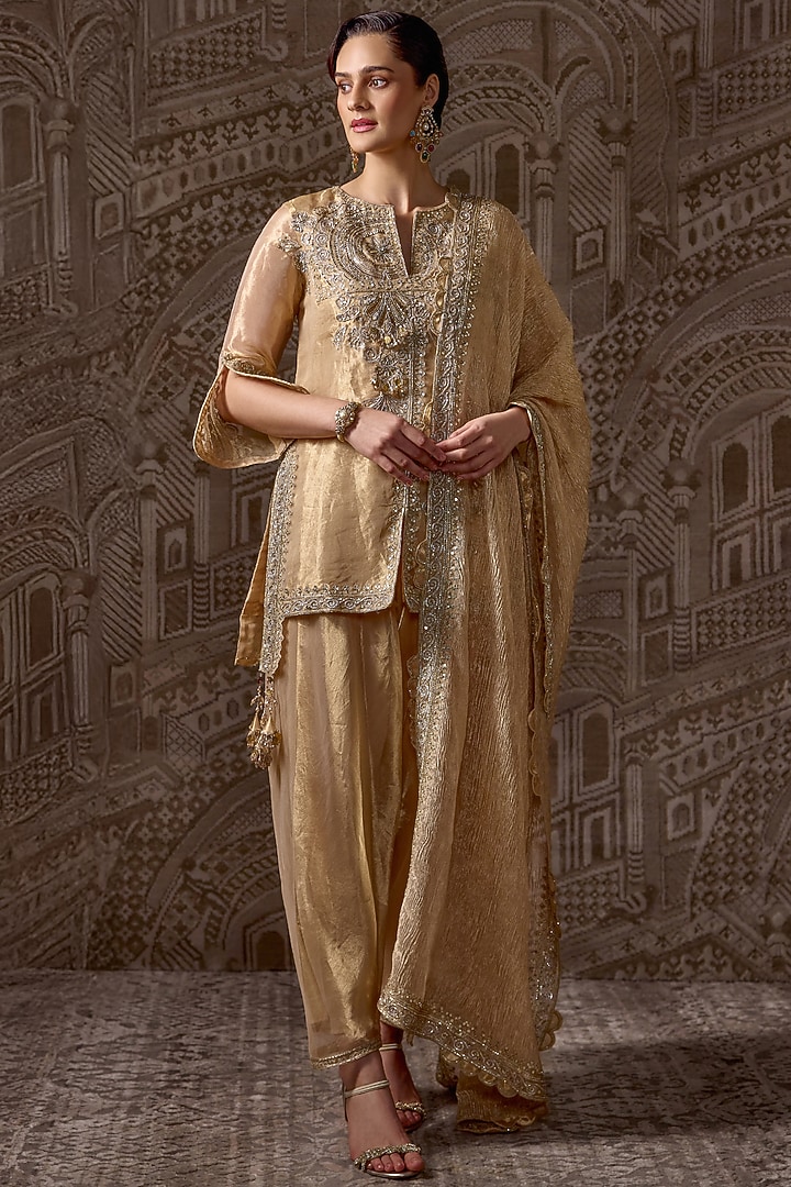 Deep Gold Tissue Embroidered Kurta Set by Ridhi Mehra at Pernia's Pop Up Shop