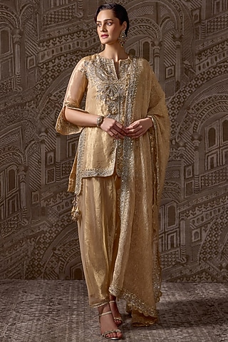 Buy Golden Punjabi Suit for Women Online from India's Luxury Designers 2026 Buy Golden Punjabi Suit for Women Online from India's Luxury Designers 2026