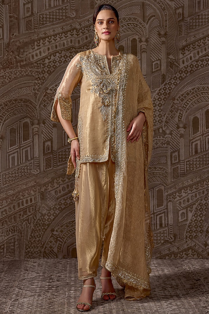 Deep Gold Tissue Embroidered Kurta Set by Ridhi Mehra at Pernia's Pop Up Shop