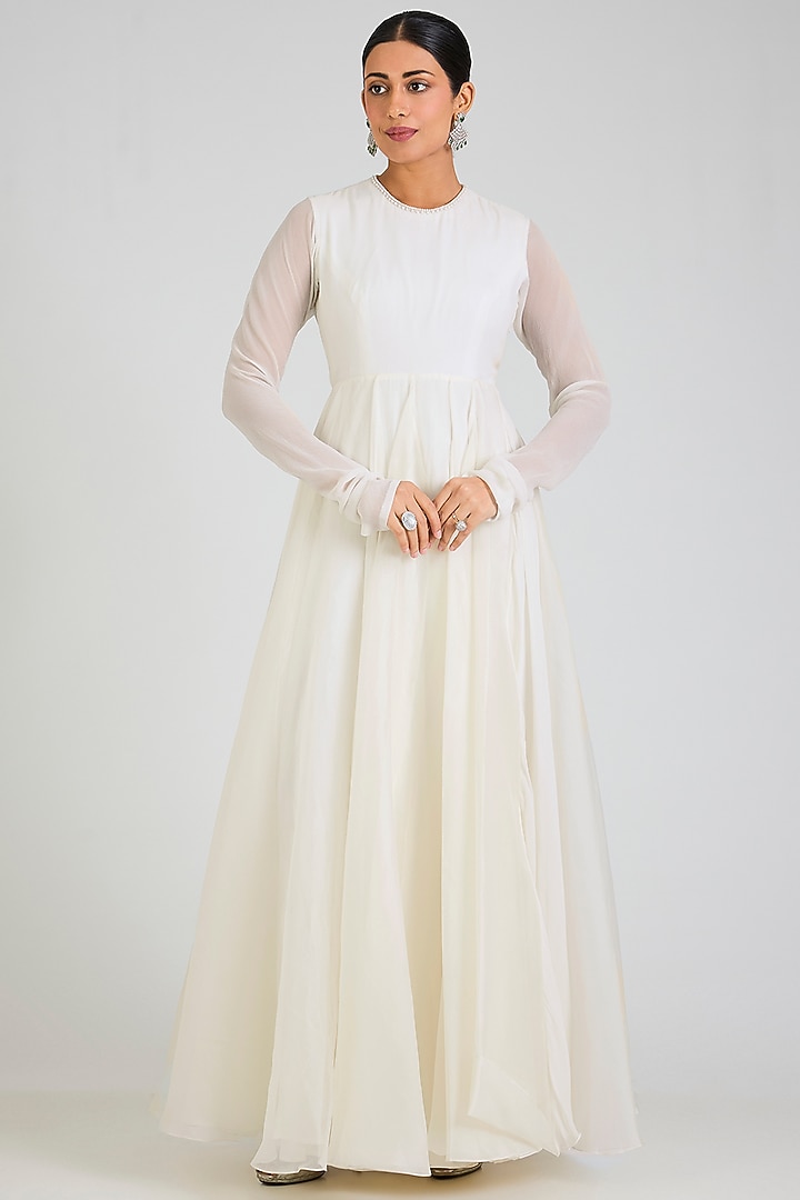 Ivory Chiffon Embroidered Bridal Anarkali Set by Ridhi Mehra at Pernia's Pop Up Shop