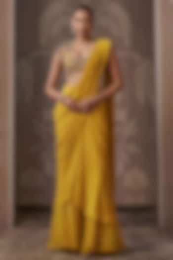 Yellow Chiffon & Organza Embroidered Pre-Draped Reception Saree Set by Ridhi Mehra at Pernia's Pop Up Shop