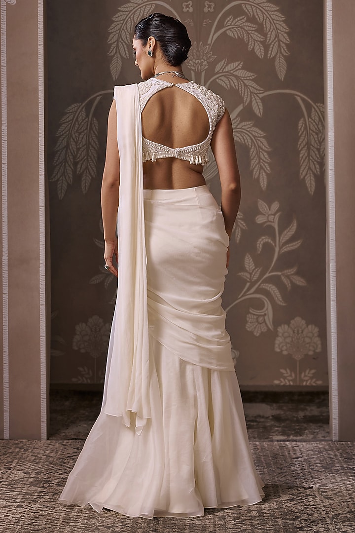 Ivory Chiffon & Organza Embroidered Draped Reception Saree Set by Ridhi Mehra at Pernia's Pop Up Shop