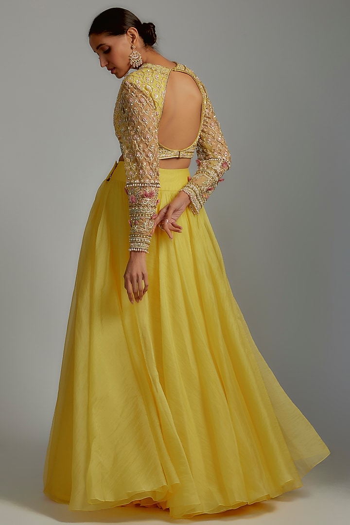 Yellow Organza & Net Wedding Lehenga Set by Ridhi Mehra at Pernia's Pop Up Shop