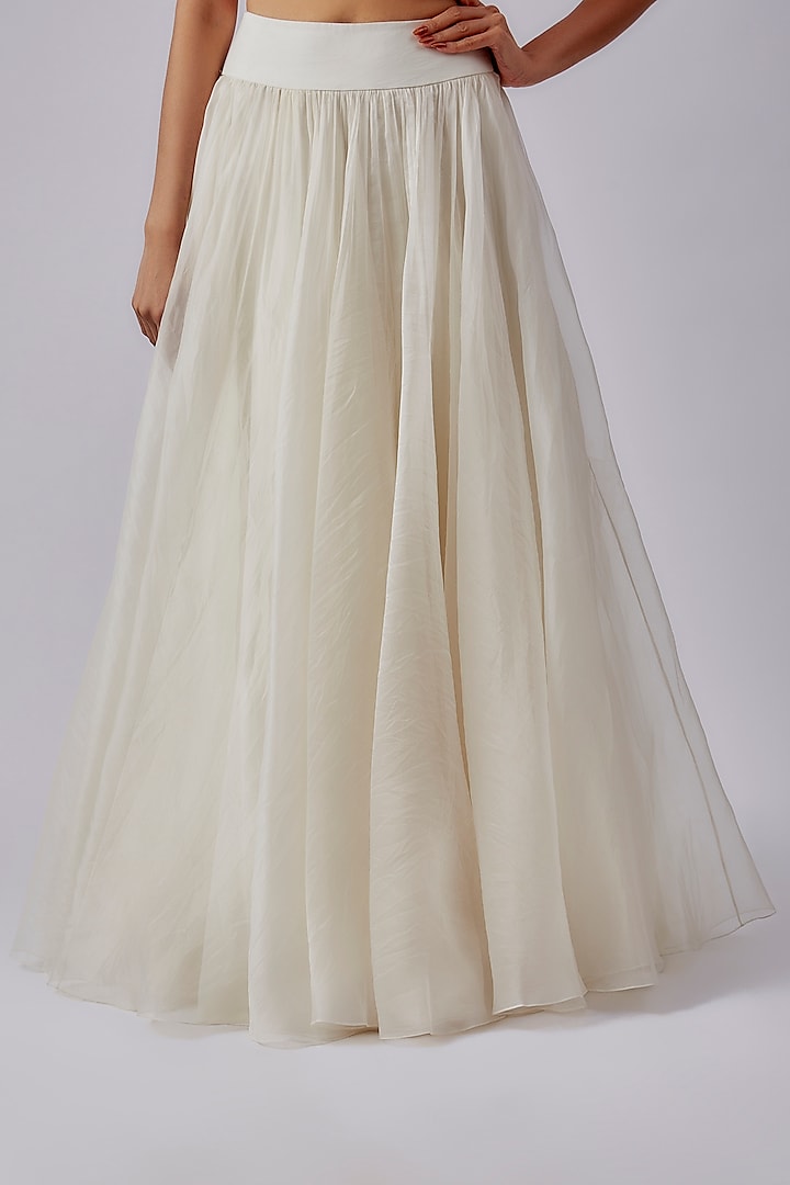 White Organza Embroidered Jacket Wedding Lehenga Set by Ridhi Mehra at Pernia's Pop Up Shop