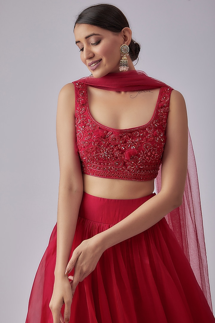 Red Organza Wedding Lehenga Set by Ridhi Mehra at Pernia's Pop Up Shop