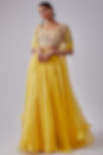 Yellow Organza Wedding Lehenga Set by Ridhi Mehra at Pernia's Pop Up Shop