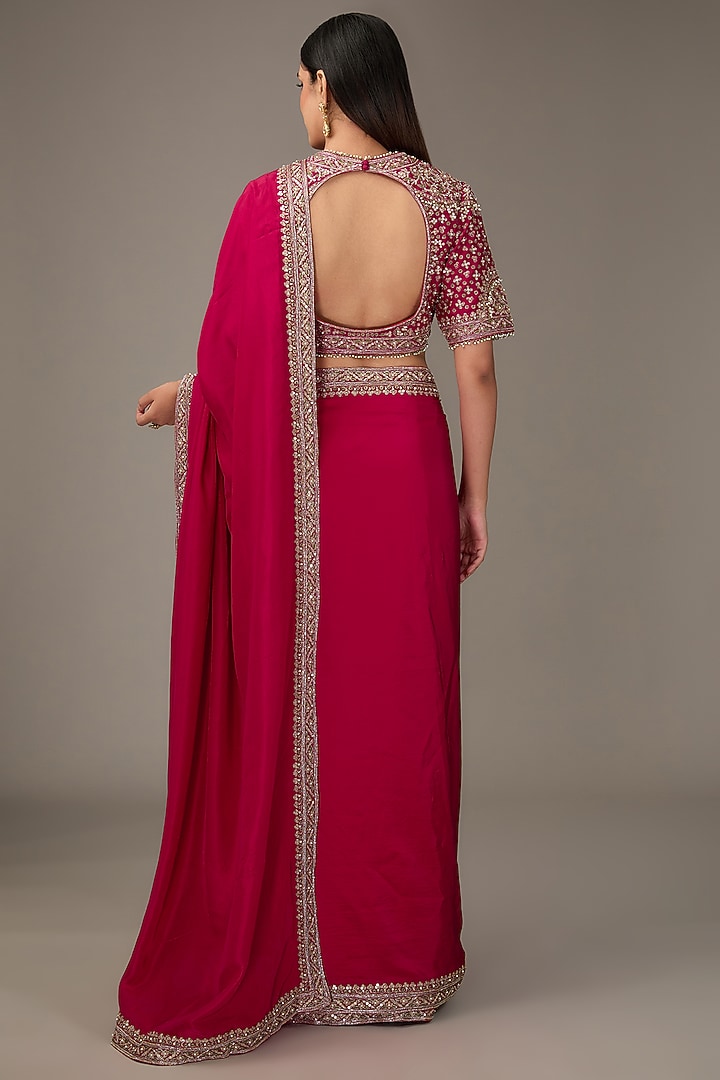 Red Silk Reception Saree Set by Ridhi Mehra at Pernia's Pop Up Shop