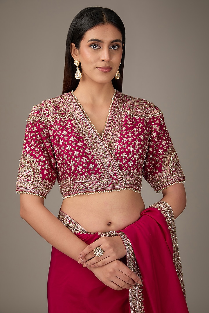 Red Silk Reception Saree Set by Ridhi Mehra at Pernia's Pop Up Shop
