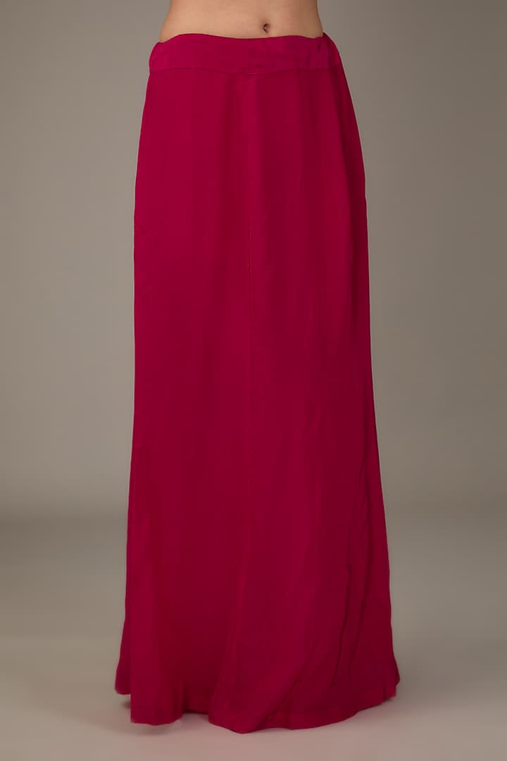 Red Silk Reception Saree Set by Ridhi Mehra at Pernia's Pop Up Shop