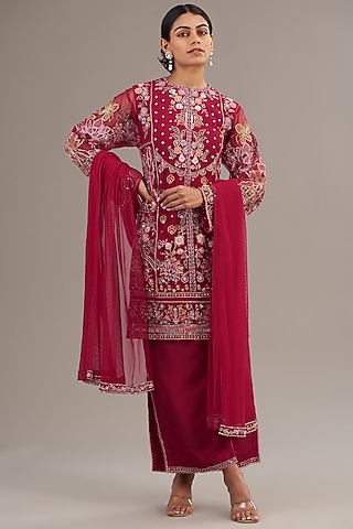 Red Net Floral Motif Embroidered Kurta Set by Ridhi Mehra