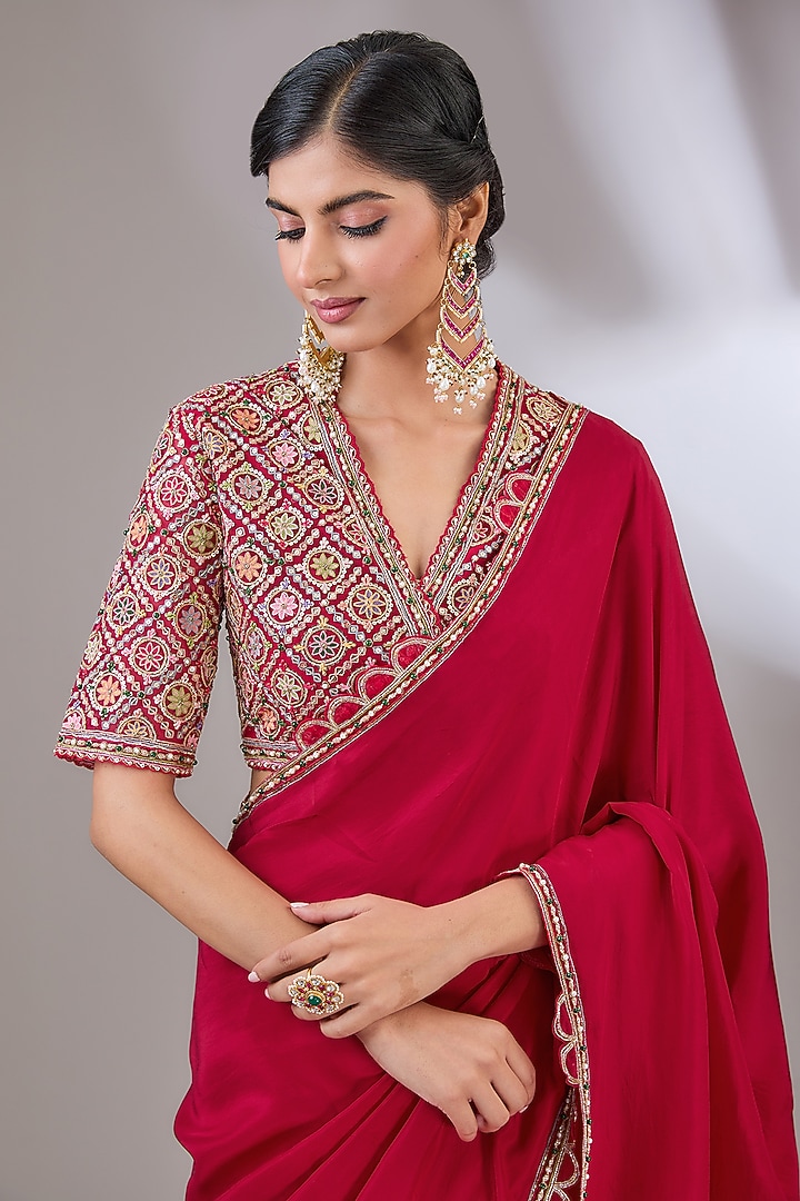 Red Silk Reception Saree Set by Ridhi Mehra at Pernia's Pop Up Shop