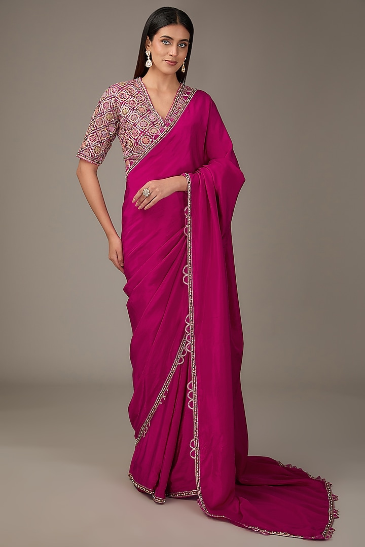 Deep Fuchsia Silk Saree Set by Ridhi Mehra at Pernia's Pop Up Shop