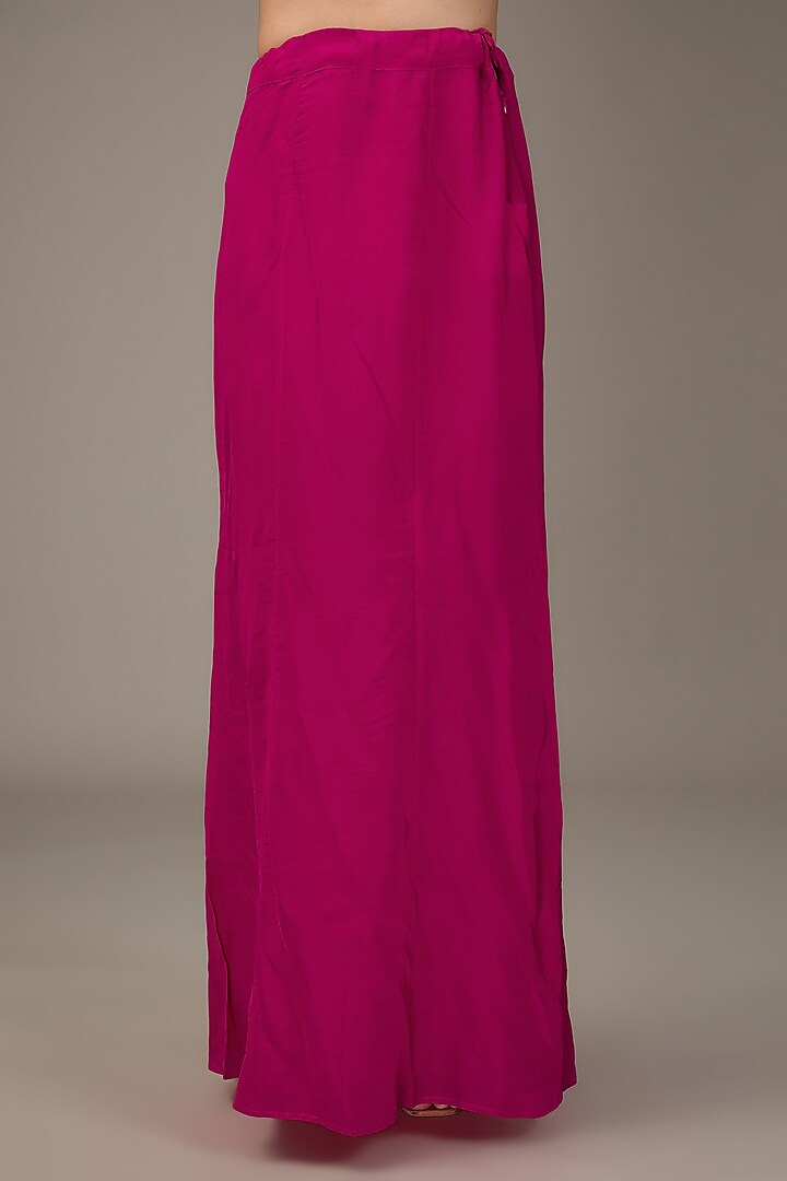 Deep Fuchsia Silk Reception Saree Set by Ridhi Mehra at Pernia's Pop Up Shop