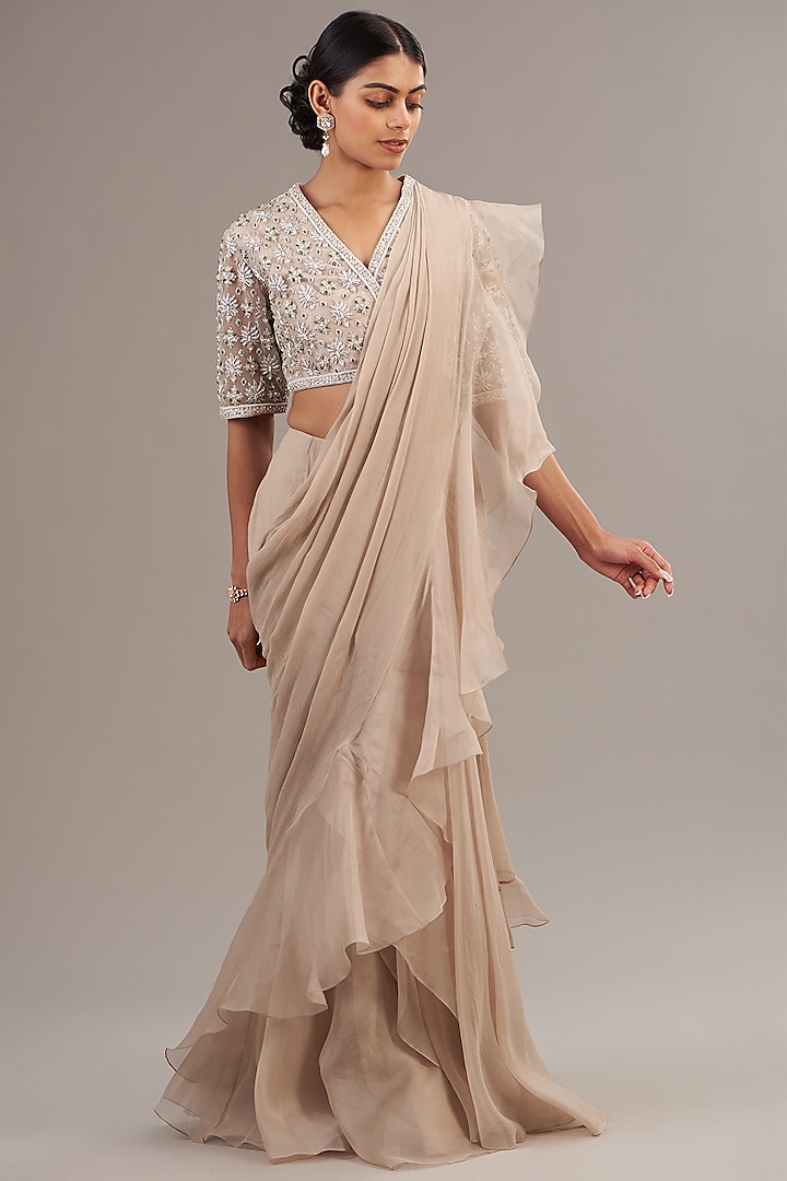 Champange Chiffon & Organza Pre-Draped Ruffled Saree Set by Ridhi Mehra at Pernia's Pop Up Shop