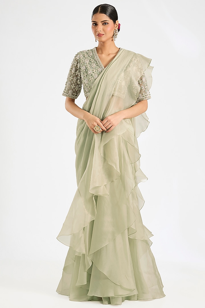 Silver Chiffon & Organza Pre-draped Ruffled Reception Saree Set by Ridhi Mehra at Pernia's Pop Up Shop