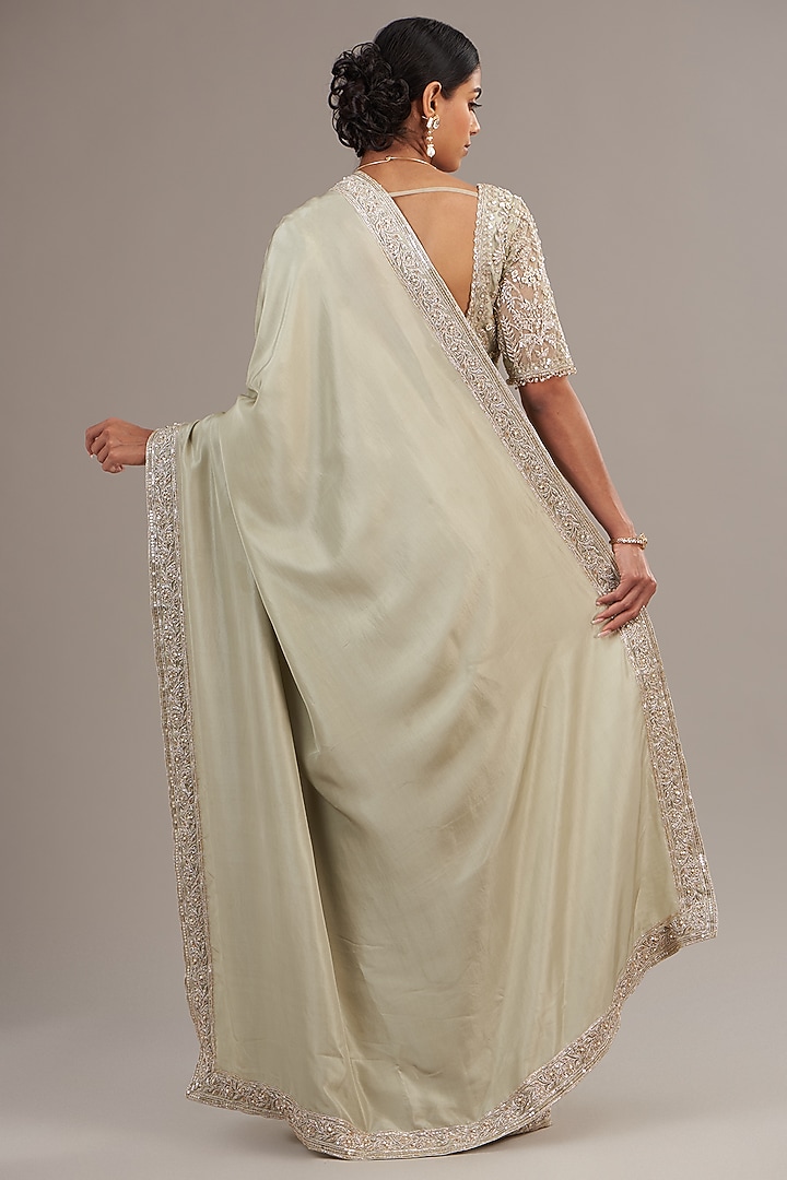 Champagne Flat Silk Embroidered Reception Saree Set by Ridhi Mehra at Pernia's Pop Up Shop