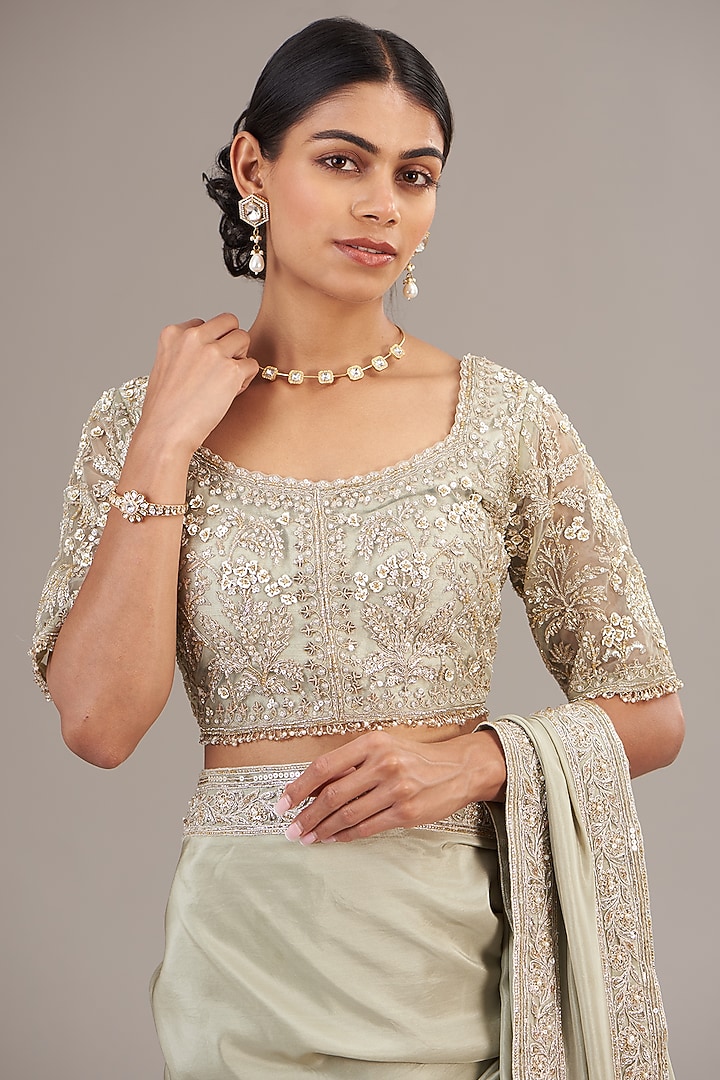 Champagne Flat Silk Embroidered Reception Saree Set by Ridhi Mehra at Pernia's Pop Up Shop