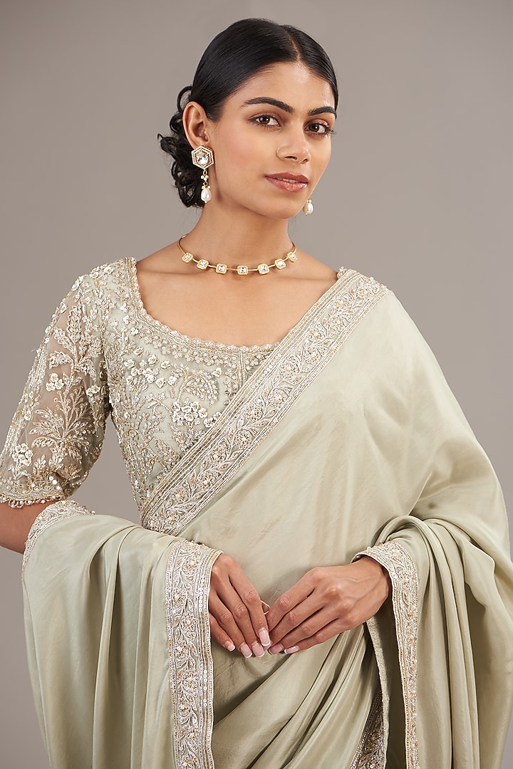 Champagne Flat Silk Embroidered Reception Saree Set by Ridhi Mehra at Pernia's Pop Up Shop