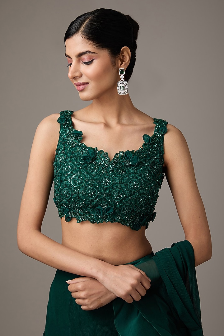 Emerald Green Chiffon & Organza Draped Reception Saree Set by Ridhi Mehra at Pernia's Pop Up Shop