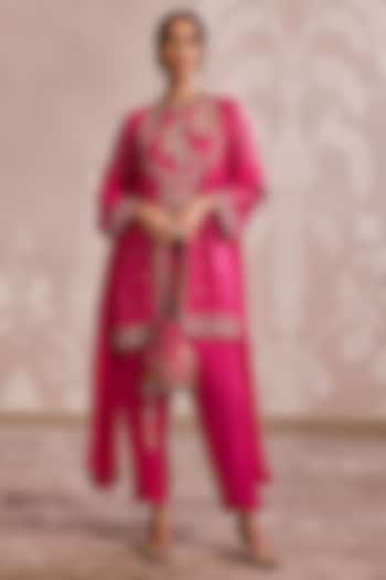 Royal Fuchsia Organza Embroidered Kurta Set by Ridhi Mehra at Pernia's Pop Up Shop