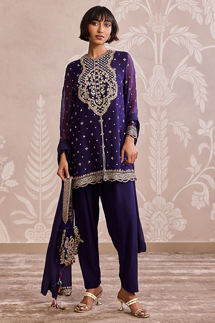 Purple Organza Embroidered Kurta Set by Ridhi Mehra at Pernia's Pop Up Shop