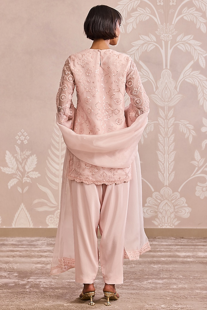 Powder Pink Organza Placement Embroidered Kurta Set by Ridhi Mehra at Pernia's Pop Up Shop