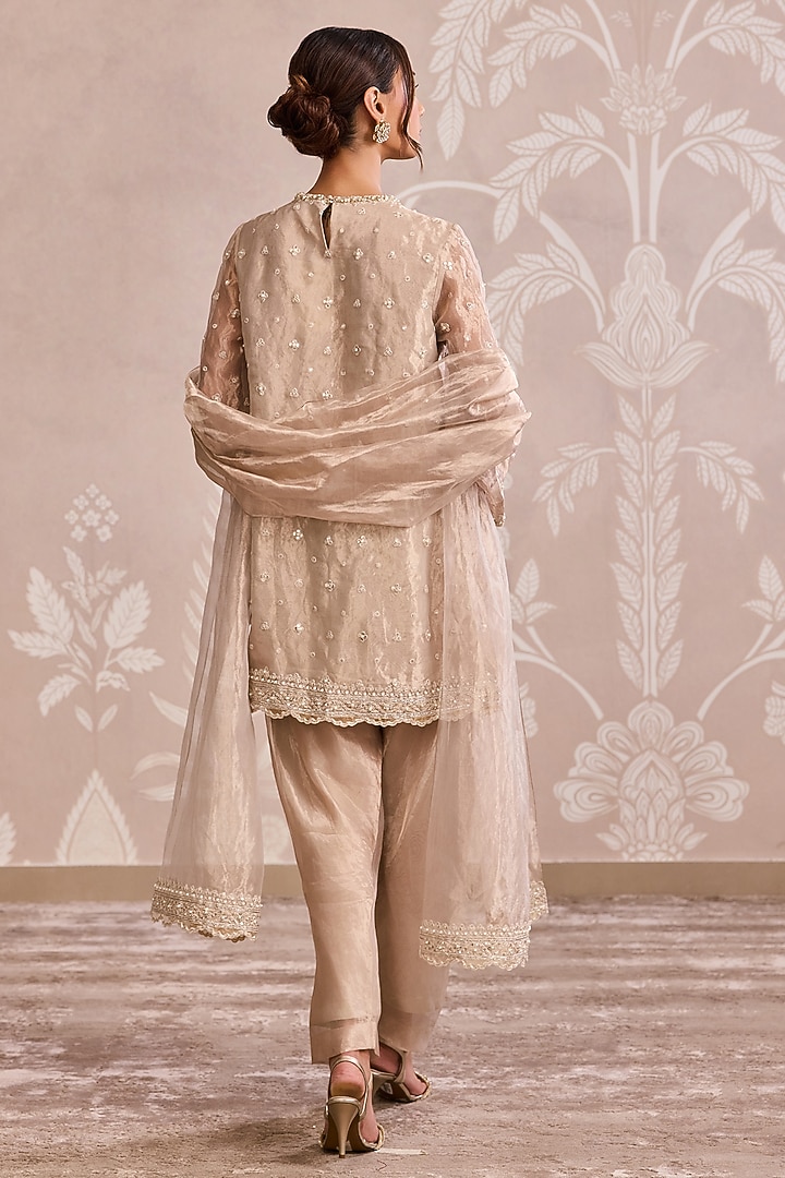 Water Gold Tissue Embroidered Kurta Set by Ridhi Mehra at Pernia's Pop Up Shop