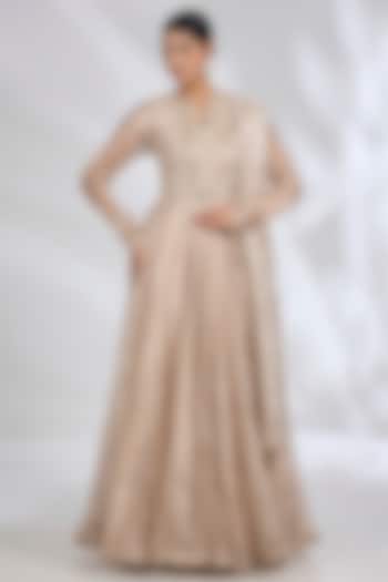 Water Gold Tissue Embroidered Bridal Anarkali Set by Ridhi Mehra at Pernia's Pop Up Shop