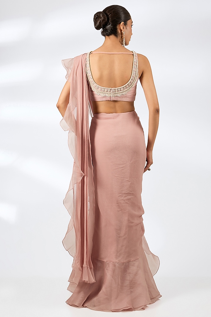 Dusky Rose Chiffon & Organza Ruffled Draped Reception Saree Set by Ridhi Mehra at Pernia's Pop Up Shop