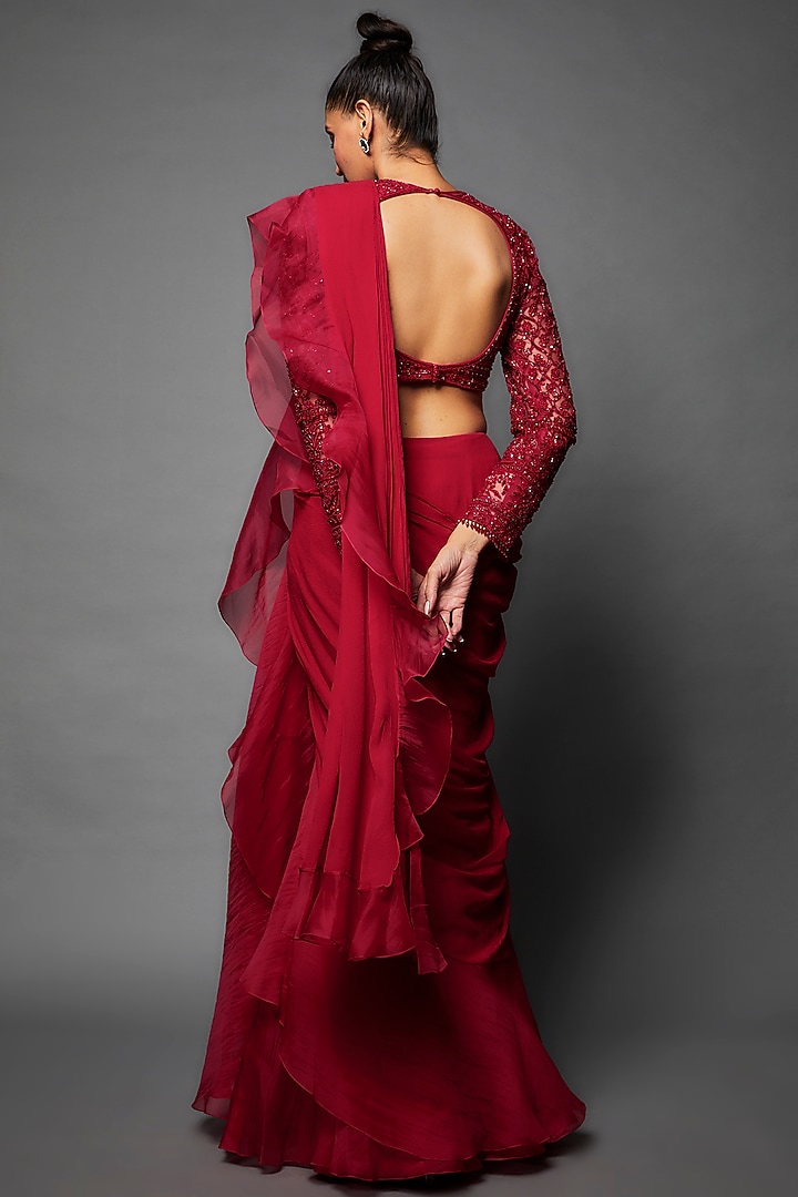Red Chiffon Organza Draped Reception Saree Set by Ridhi Mehra at Pernia's Pop Up Shop