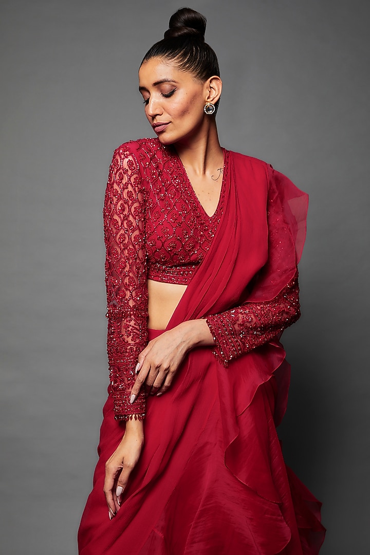 Red Chiffon Organza Draped Reception Saree Set by Ridhi Mehra at Pernia's Pop Up Shop