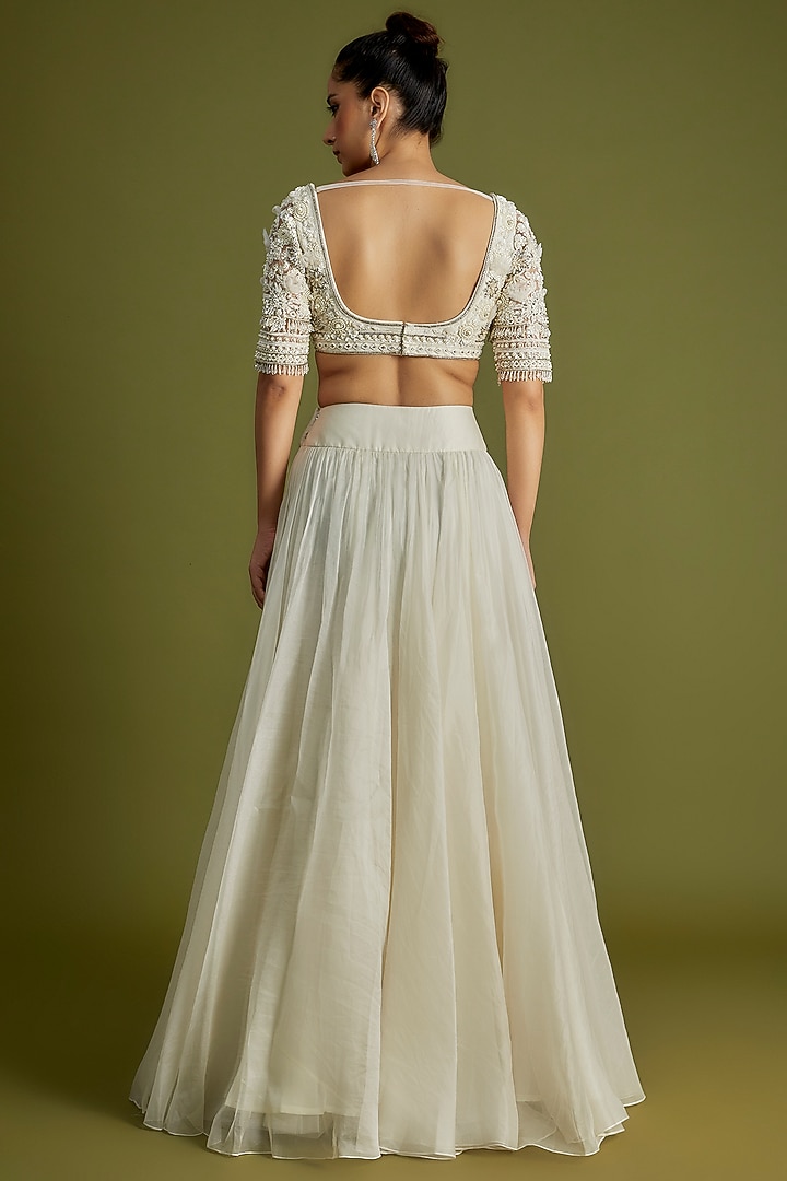 Ivory Organza Wedding Lehenga Set by Ridhi Mehra at Pernia's Pop Up Shop