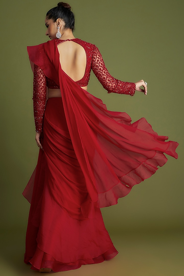 Red Chiffon Organza Draped Reception Saree Set by Ridhi Mehra at Pernia's Pop Up Shop