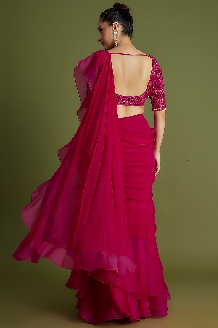 Fuchsia Chiffon Organza Draped Reception Saree Set by Ridhi Mehra at Pernia's Pop Up Shop