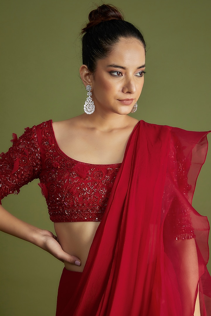 Red Chiffon Organza Draped Reception Saree Set by Ridhi Mehra at Pernia's Pop Up Shop