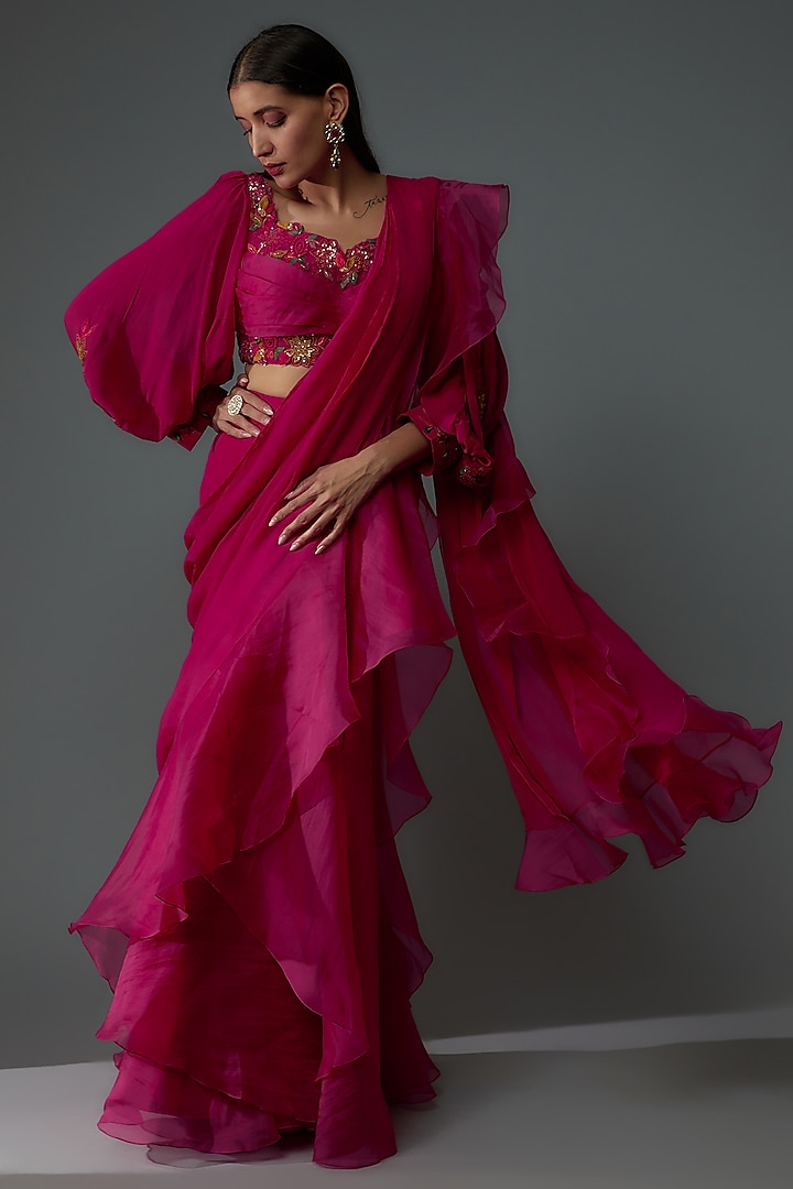 Fuchsia Chiffon & Organza Draped Saree Set by Ridhi Mehra at Pernia's Pop Up Shop