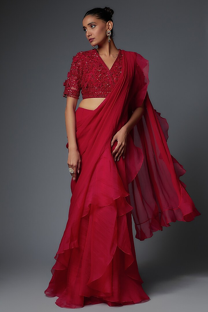 Red Chiffon & Organza Draped Saree Set by Ridhi Mehra