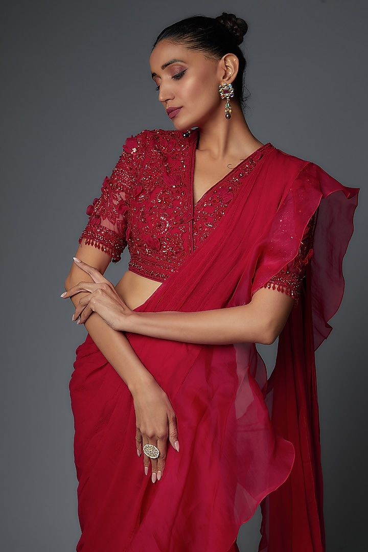Red Chiffon & Organza Draped Reception Saree Set by Ridhi Mehra at Pernia's Pop Up Shop