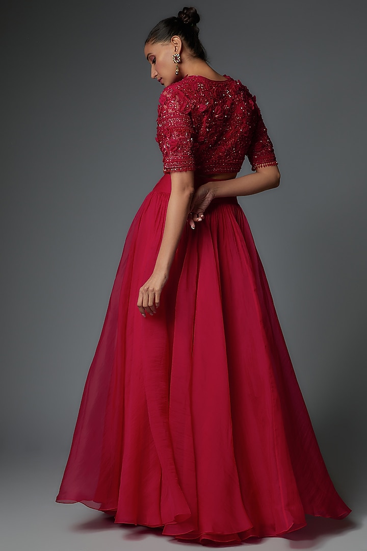 Red Organza Wedding Lehenga Set by Ridhi Mehra at Pernia's Pop Up Shop