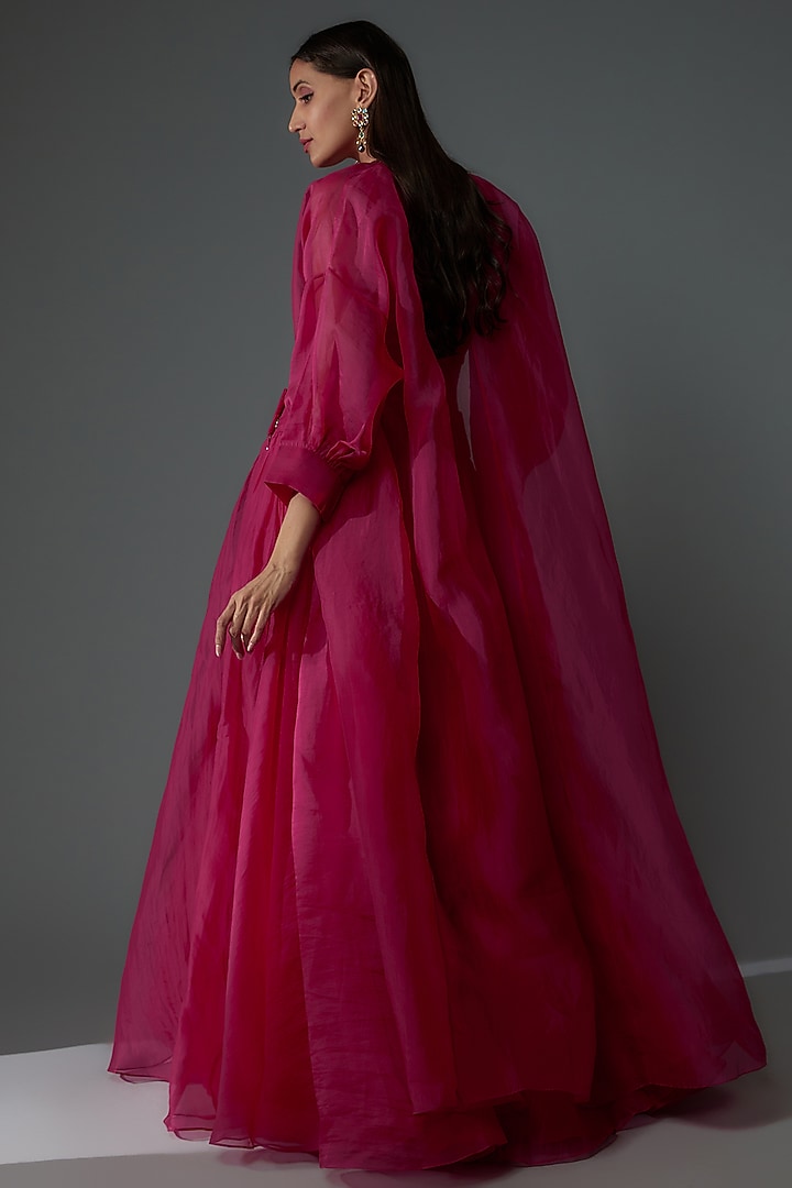 Red Organza Jacket Wedding Lehenga Set by Ridhi Mehra at Pernia's Pop Up Shop