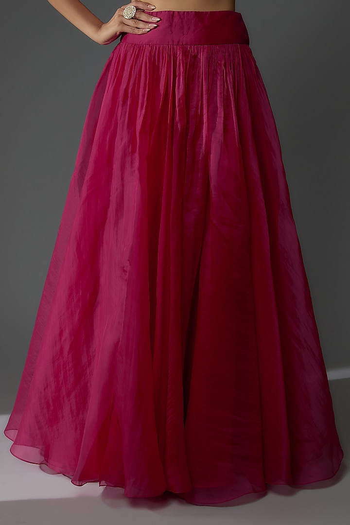 Red Organza Jacket Wedding Lehenga Set by Ridhi Mehra at Pernia's Pop Up Shop