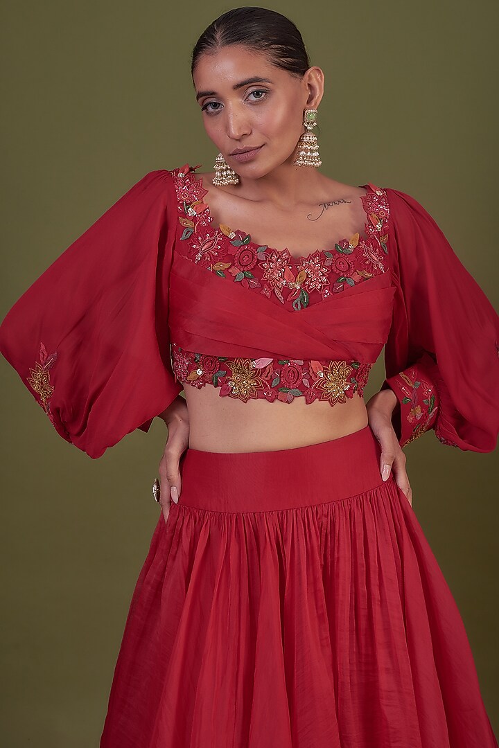 Red Organza & Net Embroidered Wedding Lehenga Set by Ridhi Mehra at Pernia's Pop Up Shop