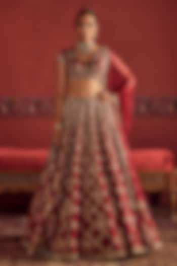 Red Raw Silk Embroidered Bridal Bridal Lehenga Set by Ridhi Mehra at Pernia's Pop Up Shop