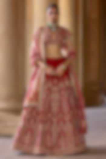 Red Raw Silk Embroidered Bridal Lehenga Set by Ridhi Mehra at Pernia's Pop Up Shop