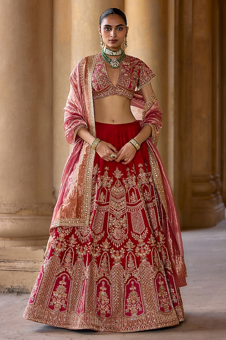 Red Raw Silk Embroidered Bridal Lehenga Set by Ridhi Mehra at Pernia's Pop Up Shop