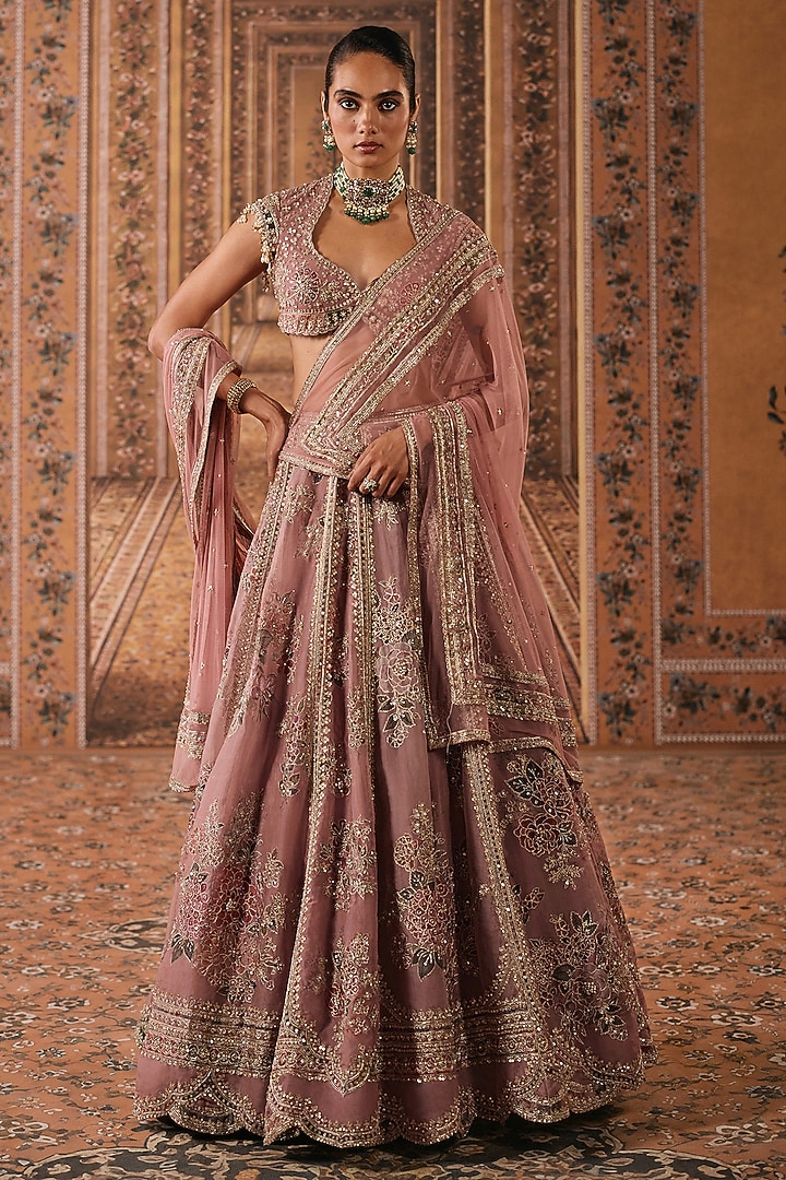 Dusky Pink Organza Printed & Embroidered Bridal Bridal Lehenga Set by Ridhi Mehra at Pernia's Pop Up Shop